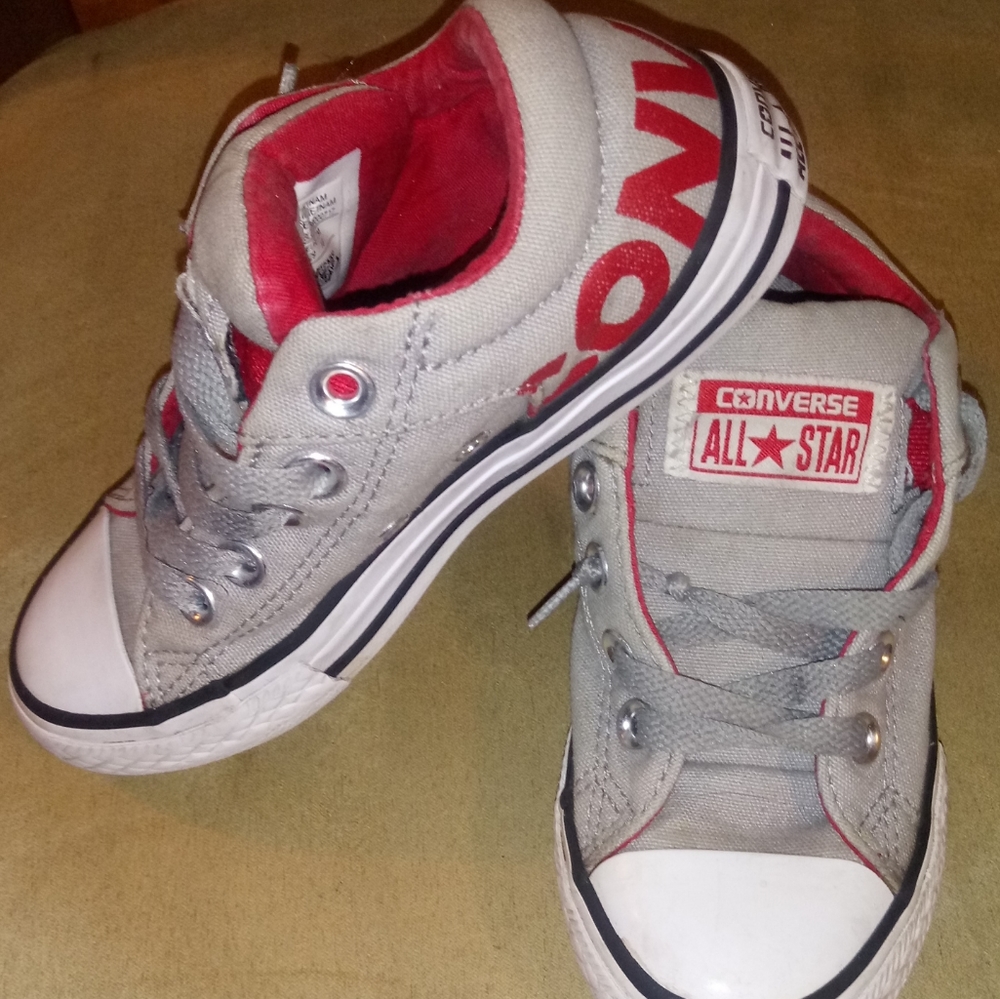 Kids converse shoes